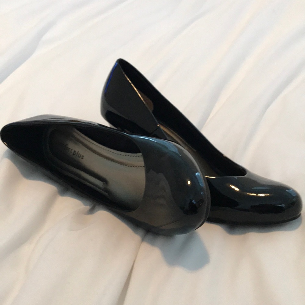 Black Heels. Good office work shoes. Wide fit